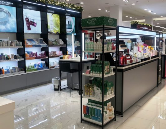 smartwall, cosmetics display. tower