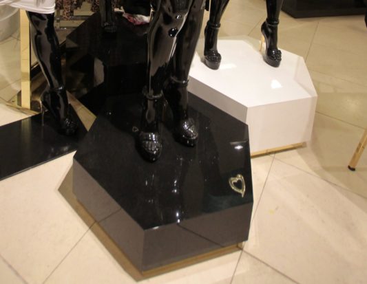 Venforma, mannequin stand